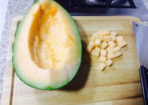 牛蛙吃哈密瓜,一场奇妙的味蕾之旅