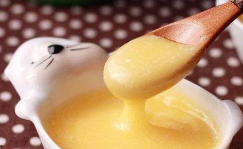 减肥时吃一个小块哈密瓜